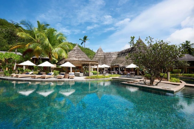 (c) Constance Ephelia