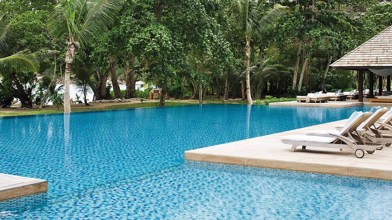 Four Seasons Seychelles Pool