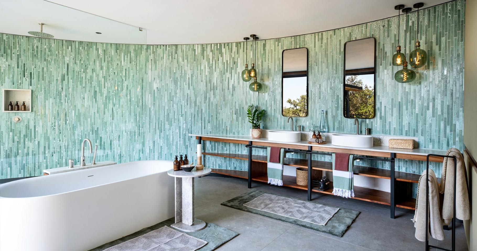 Bathroom at Tanda Tula in the Timbavati